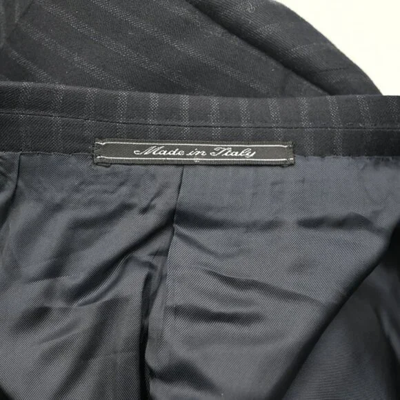 BEAUTIFUL Ermenegildo Zegna Black W/ Gray Stripe Light Flannel Wool Suit 40R 36W